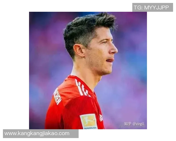 街头艺术家用创意画笔描绘足球明星头像展现运动激情与艺术魅力