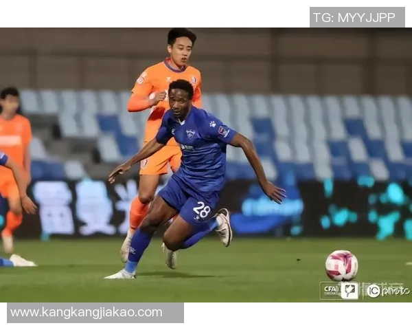 赛后分析：杭州足球队与南京足球队在战术灵活性上的较量与启示